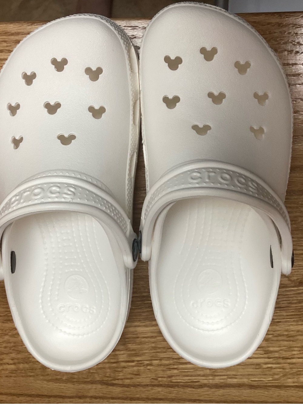Disney women’s crocs size 7